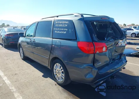 2010 Toyota Sienna Xle from USA, damaged, VIN 5TDYK4CC5AS318334